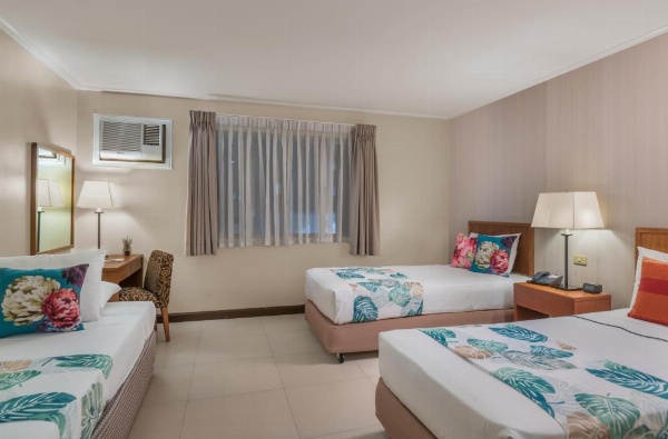 Hotel Kimberly image 26